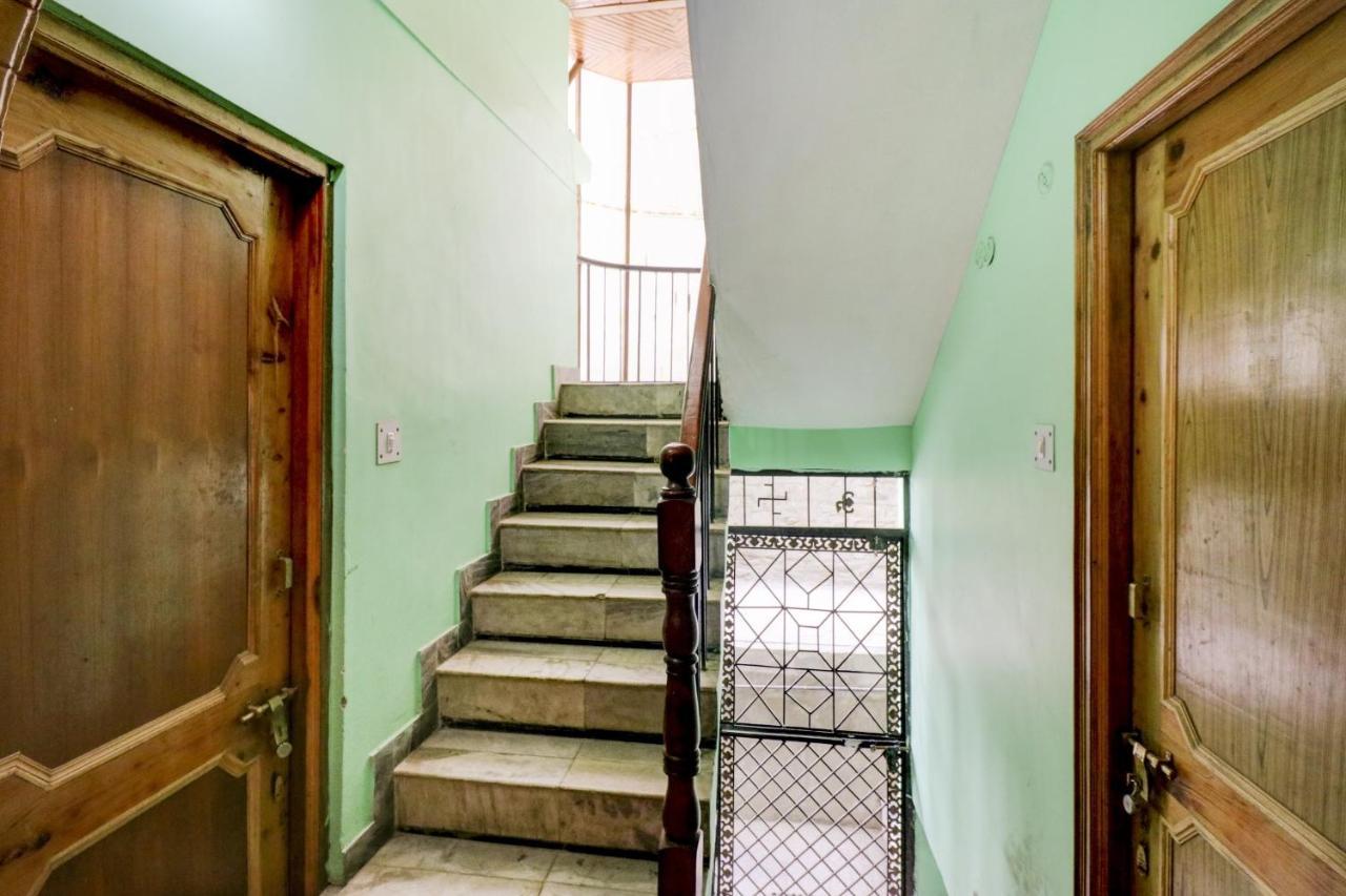 Oyo Hotel C Shimla Bagian luar foto